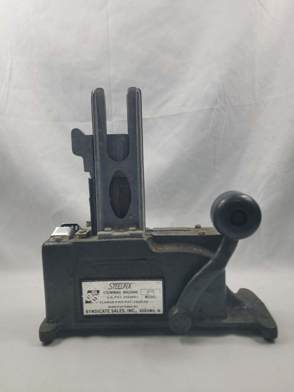RARE VINTAGE SteelPix Model 35E Professional Stemming Machine